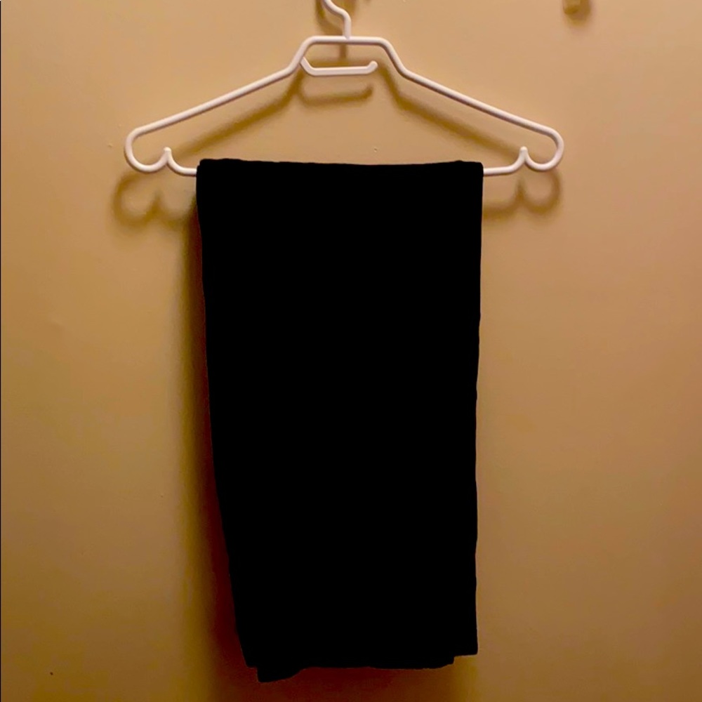 I am selling jogging pants.